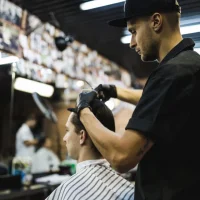 парикмахерская для мужчин и академия по обучению парикмахеров и барберов big bro на улице тургенева изображение 7